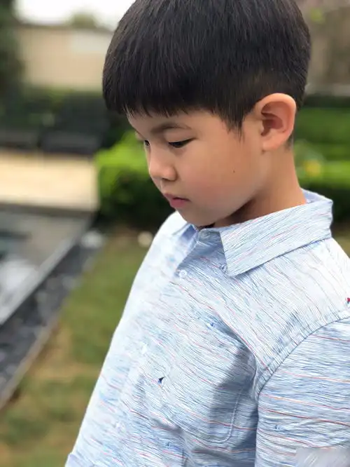胡可喜欢你穿衬衫的样子网友我们都在等安吉长大呢家庭