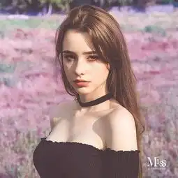 同样是迷恋二次元,这个18岁的俄罗斯少女把自己活成了漫画女主