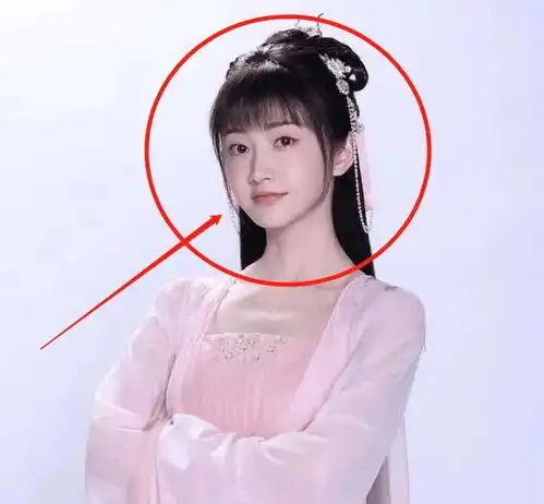 沉香如屑晒定妆照,成毅白发造型仙气飘飘,杨紫的造型却一言难尽
