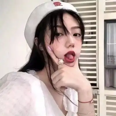 女生的脸蛋其实很嫩,经常做这3个动作,小心变成大饼脸