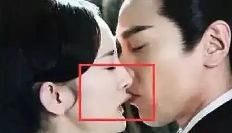 颠覆三观的穿帮镜头18岁范冰冰拍古装看杂志神仙姐姐感性十足