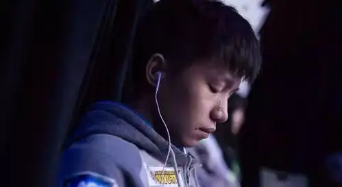 英雄联盟丨ig逆天九连胜edg再遭爆锤,赛后rookie一番话让edg粉丝寒心