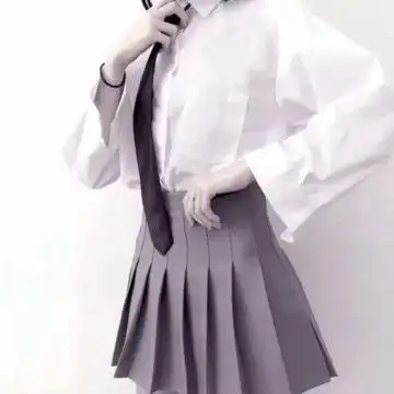 2021年最新款女生半身部位头像