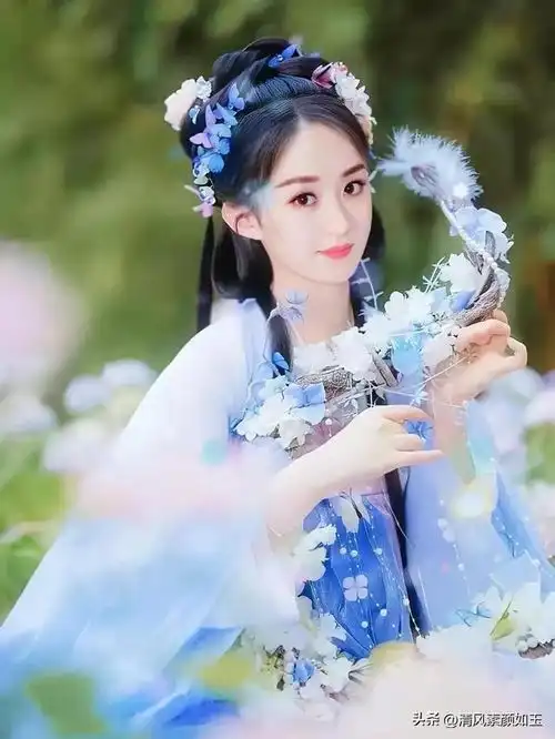 仙气飘飘的赵丽颖,好像小仙女下凡一样