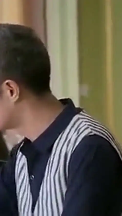 孩子周末才能见到爸妈真惨会长出手大方,直接拿出三百万刘恺威表情难以琢磨