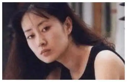 离婚后从不叫前夫名字,刘敏涛因一根冰淇淋离婚,如今怎样了