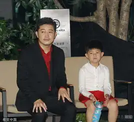 沙溢安吉父子俩动作表情神同步似复制粘贴