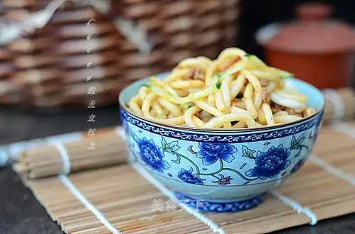 炸酱拌面的做法炸酱拌面怎么做tgcyy的菜谱