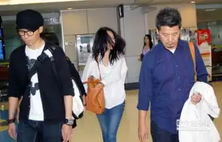 柯震东何时回台等候通知家人回台表情凝重