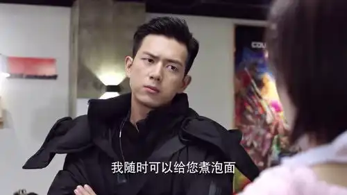 韩商言网吧包夜,与佟年相遇,佟年瞬间心动了