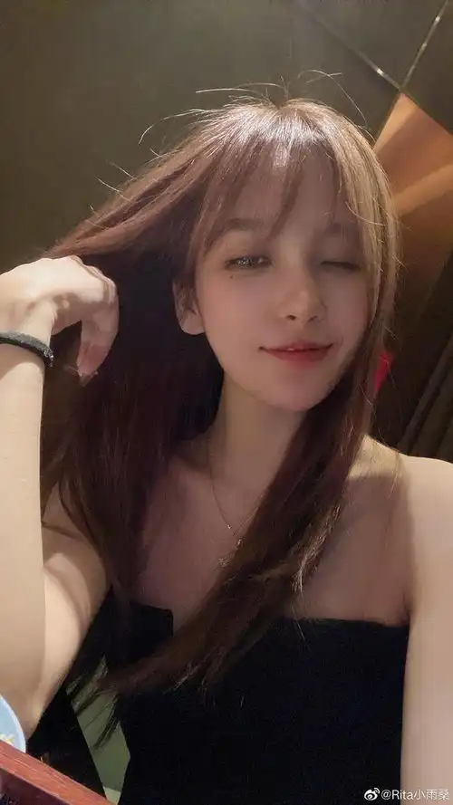 国风女神美女解说rita晒汉服美照仙气飘飘宛如画中来