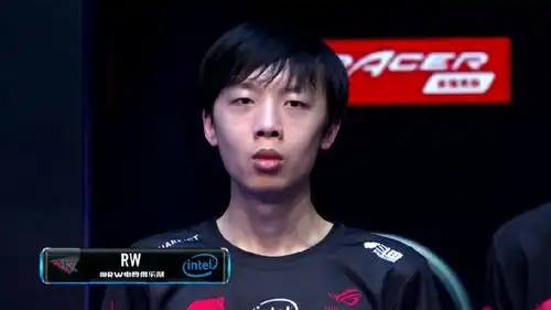 rw打edg,阿光听到就怂了网友假意认怂,然后玲珑塔