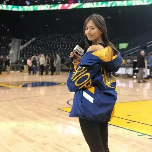 日本第1美臀nba美女主播,魔鬼身材,翘臀无敌,真人版的赤木晴子