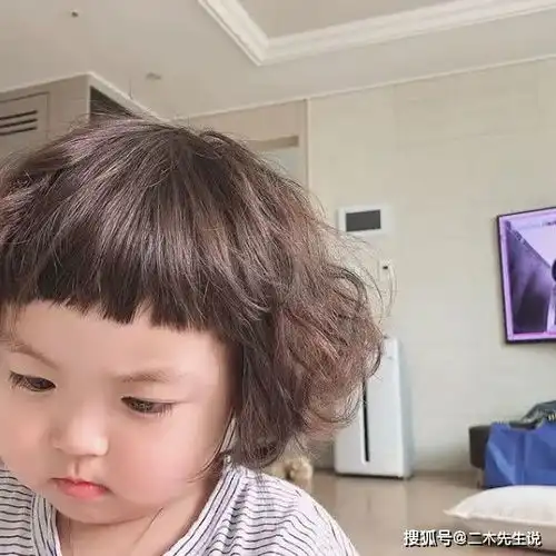 微信表情包女孩罗熙长大了带妹妹一起当模特圈了41w粉
