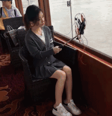 搞笑gif第一次结婚不懂,多结几次就懂了