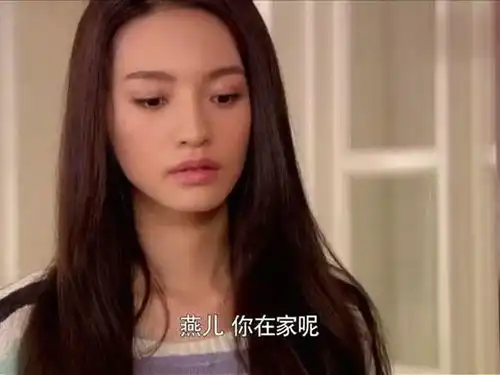 心机女送包给总裁妹妹,妹妹却说我不背假货心机女表情好看了