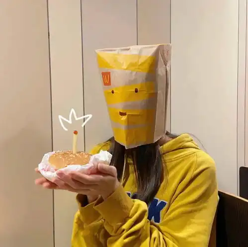 抖音爆火自拍pose奥特曼才是最会拍的
