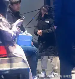 还记得你的小可爱表情包吗看到现在的权律二,网友意料之外