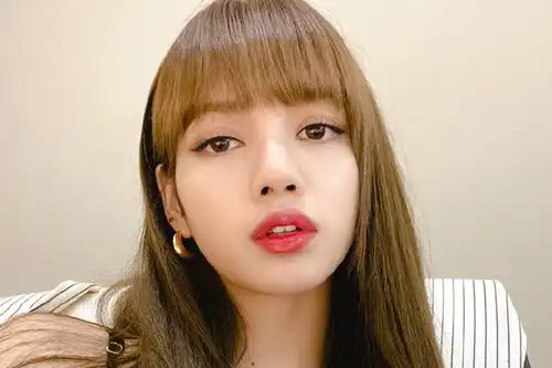 导师lisa有多严格看到选手的表演不满意时,表情都懒得装