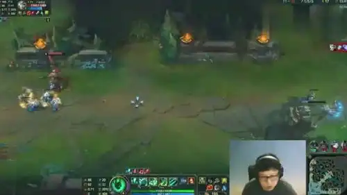 东北大鹌鹑lol光速瑞文被锤石单杀对不起,这就是王者辅助