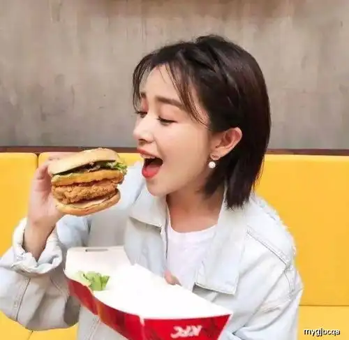 看阚清子扎短发谁扎谁美