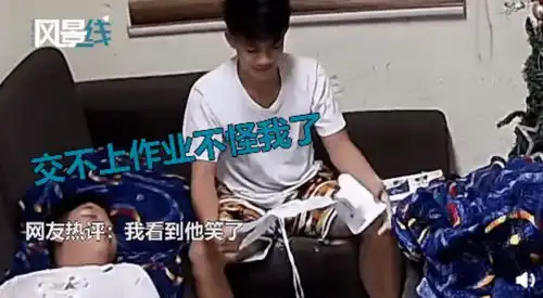 菲律宾男孩作业被自家狗子吃了,一觉醒来满脸困惑,知道真相后表情亮了