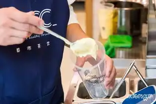 喝了好几年的茶饮店,突然变少女还能亲自演绎夏日专属表情包