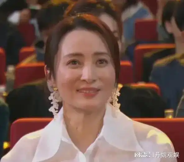 笑死了品质盛典陈建斌献诗蒋勤勤,胡歌周迅辛芷蕾吃瓜表情出圈