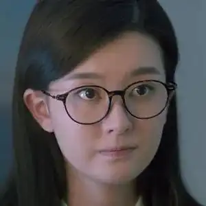 都是淡颜,为什么赵露思化妆比素颜丑,乔欣却能撑破颜值天花板