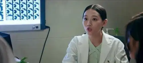 难怪传闻中的陈芊芊中的女二看起来眼熟,原来竟然是老熟人