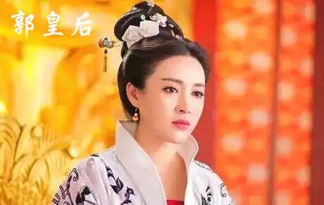 皇后打了皇帝一巴掌,自己被废宫中出家,还导致多名大臣被贬