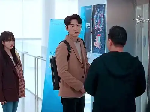 遇见喜欢的人的时候这小心翼翼的表情是我本人没错了韩剧影视剪辑
